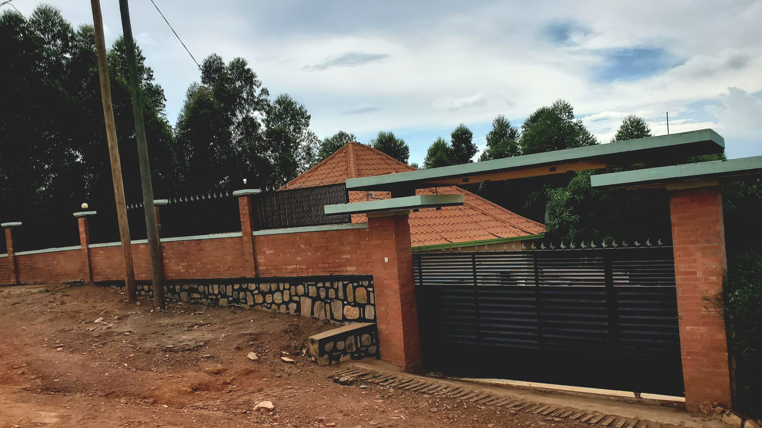 Gambino Guest House